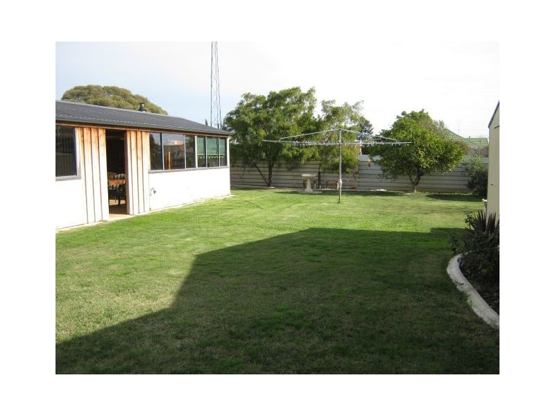 63 Venn Avenue, Bordertown SA 5268