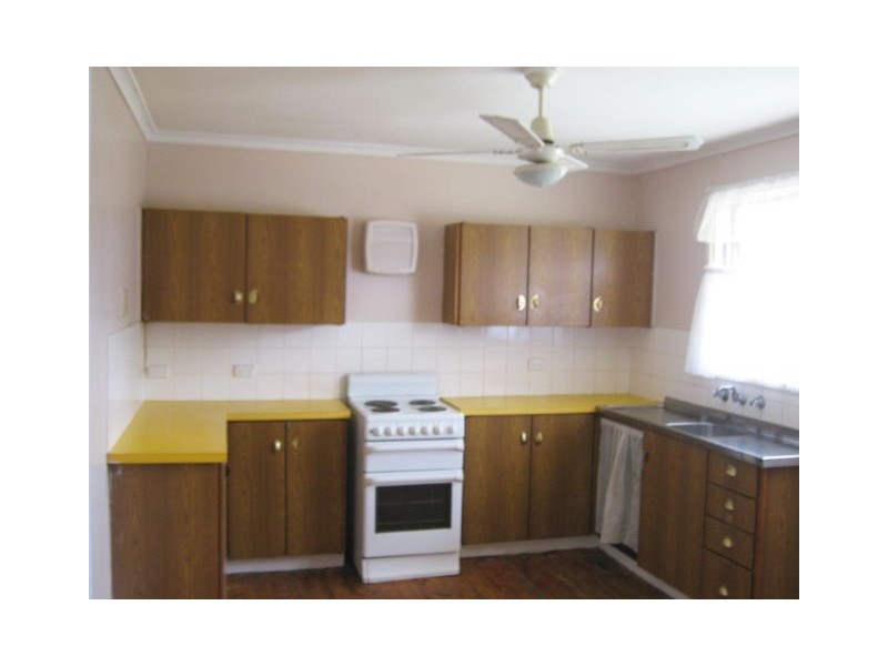 13 Baker Street, Bordertown SA 5268