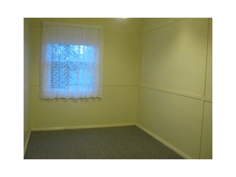 208 Victoria Parade, Bordertown SA 5268