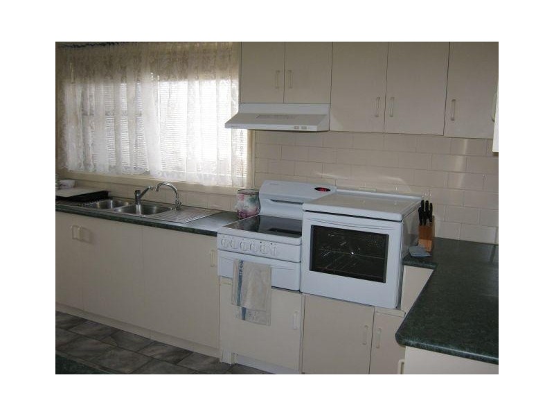 21 Pigeon Flat Rd, Bordertown SA 5268