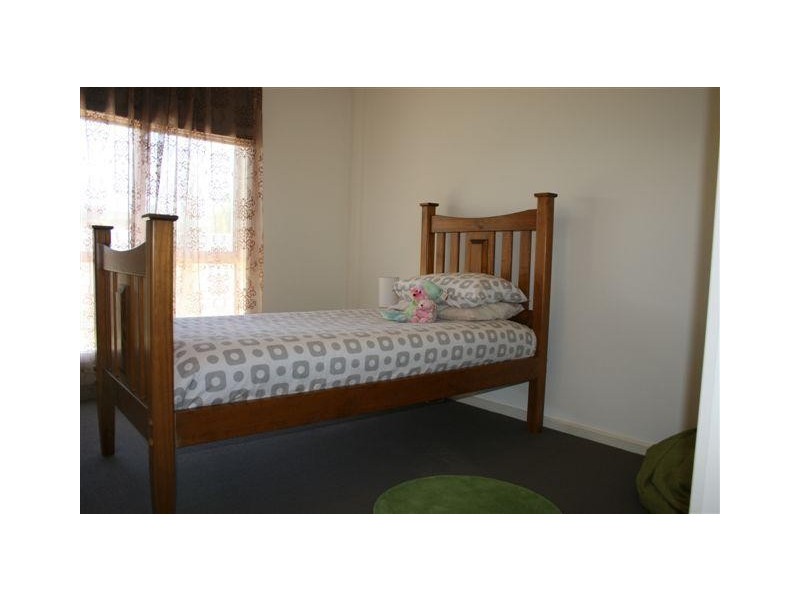 3 Fullarton St, Bordertown SA 5268