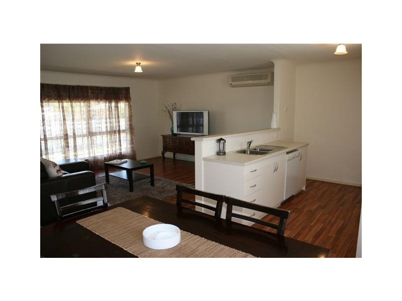 3 Fullarton St, Bordertown SA 5268