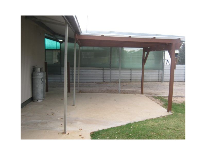 3 Jervois St, Bordertown SA 5268