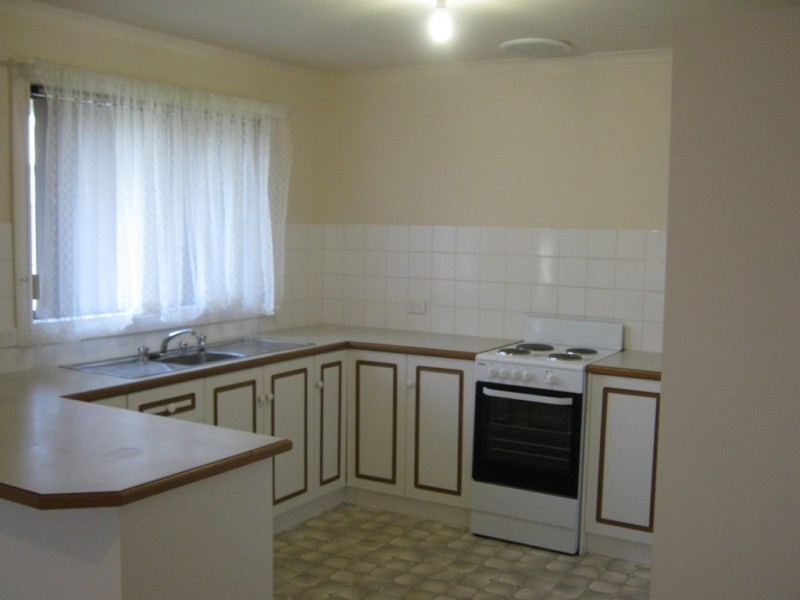 2/4 Smith Avenue, Bordertown SA 5268