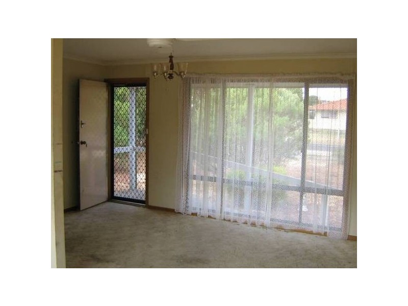 11 Murray Street, Bordertown SA 5268