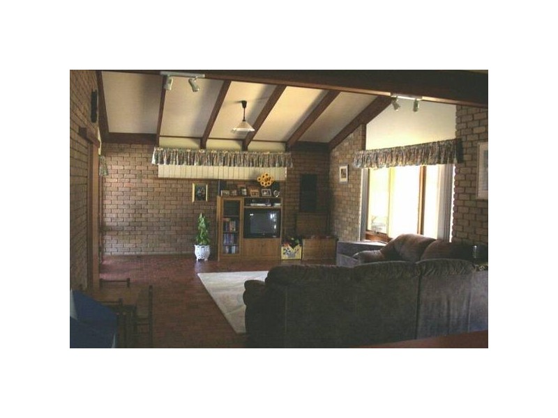 7 Frances Road, Bordertown SA 5268