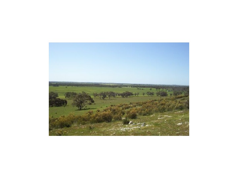 1 Marwoods Road, Kingston Se SA 5275