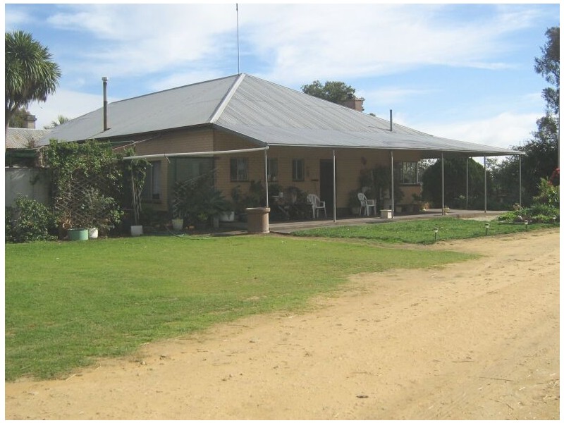1 Leaches Road, Bordertown SA 5268