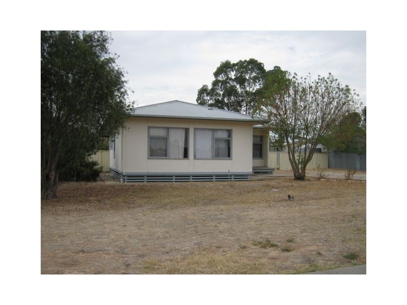 7 Hay Street, Bordertown SA 5268