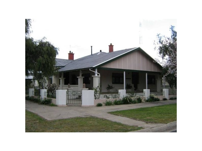 81 West Terrace, Bordertown SA 5268