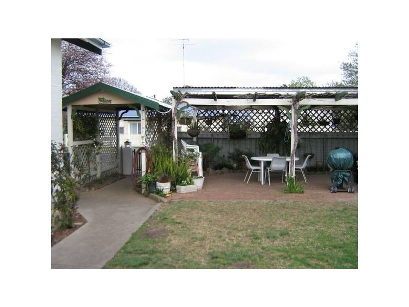 81 West Terrace, Bordertown SA 5268