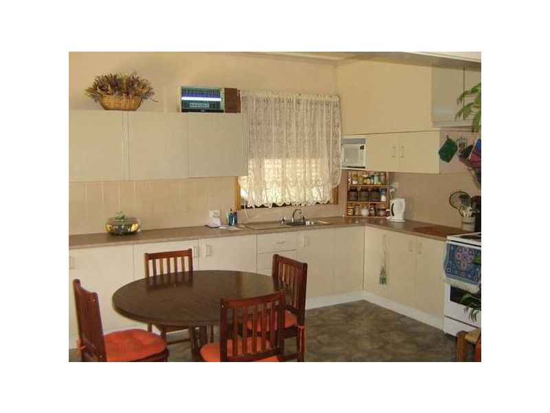 10 Eighth Street, Bordertown SA 5268