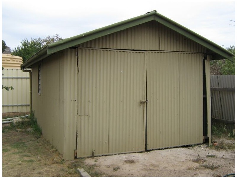 10 Oliver Street, Bordertown SA 5268