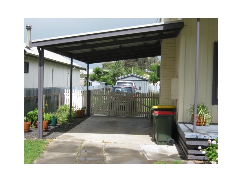 30 Victoria Parade, Bordertown SA 5268