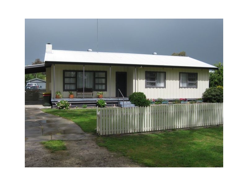 30 Victoria Parade, Bordertown SA 5268