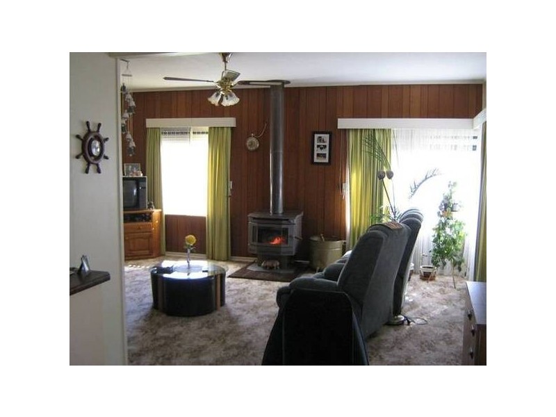 9 Eveline Street, Bordertown SA 5268