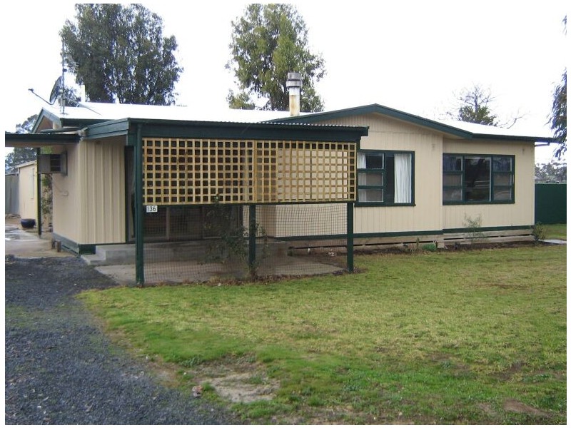 136 Racecourse Road, Bordertown SA 5268