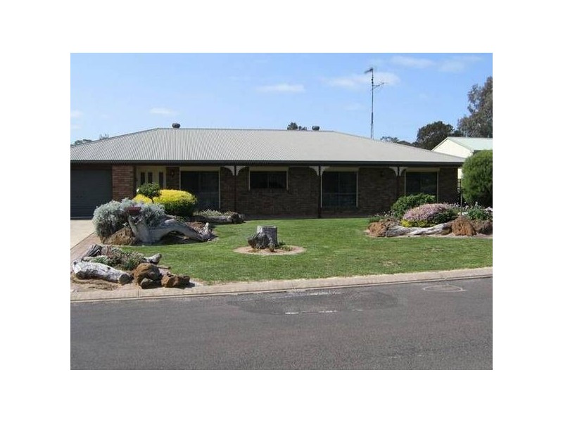 8 Phelps Street, Bordertown SA 5268