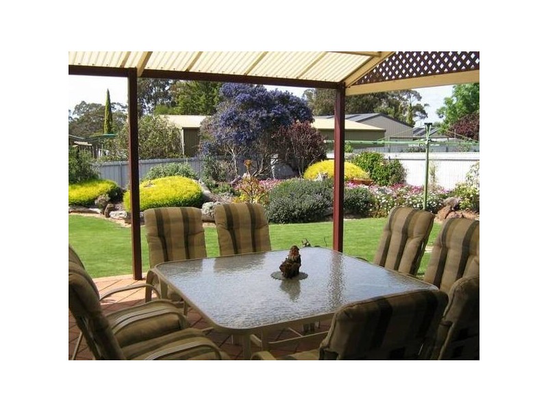8 Phelps Street, Bordertown SA 5268