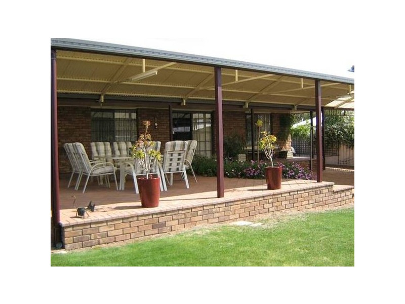 8 Phelps Street, Bordertown SA 5268