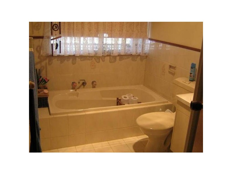 8 Grace Street, Bordertown SA 5268