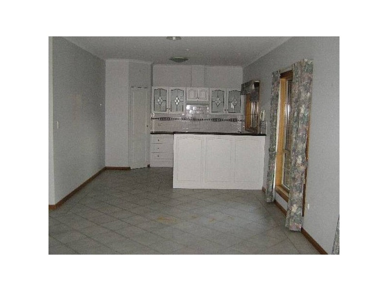 13 Peake Street, Bordertown SA 5268