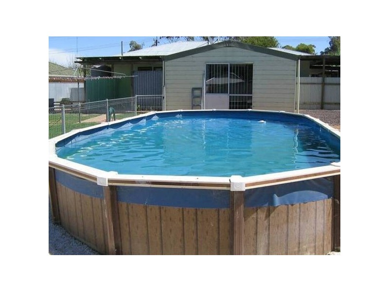 8 Fourth Street, Bordertown SA 5268