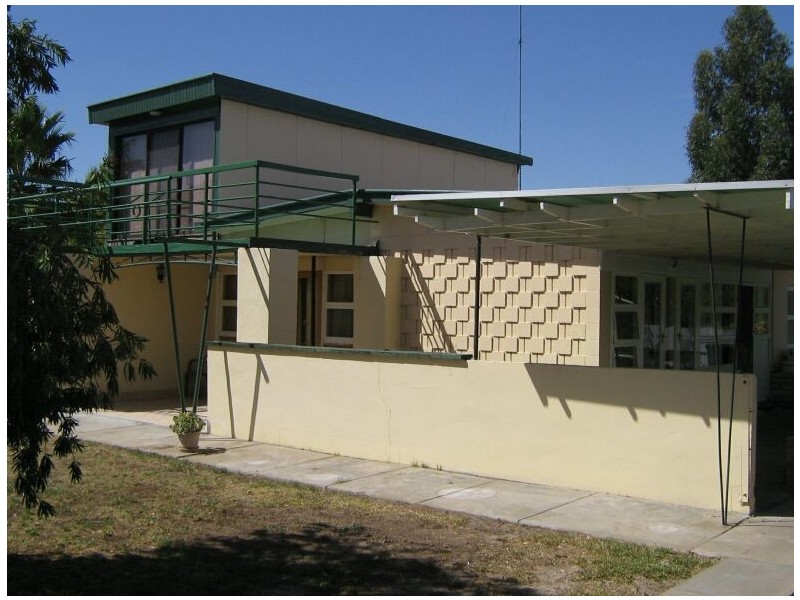20 Eighth Street, Bordertown SA 5268