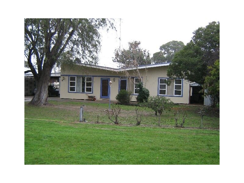 11 Cannawigara Road, Bordertown SA 5268