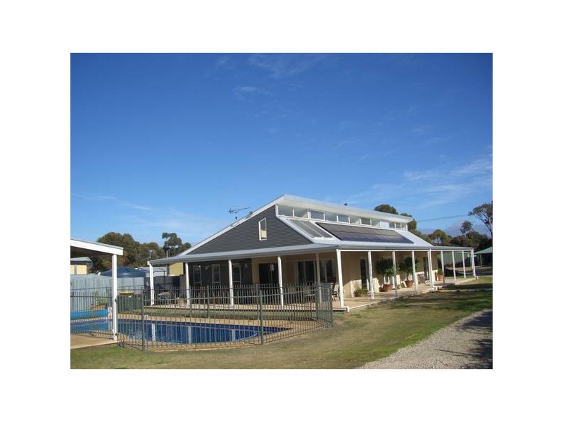 6 Davis Ave, Keith SA 5267