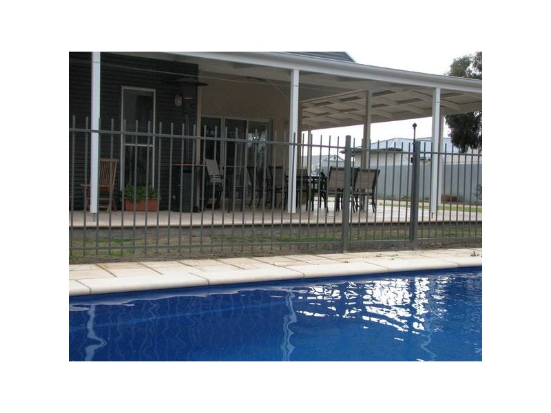 6 Davis Ave, Keith SA 5267