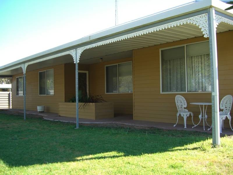 14 Railway Tce, Keith SA 5267