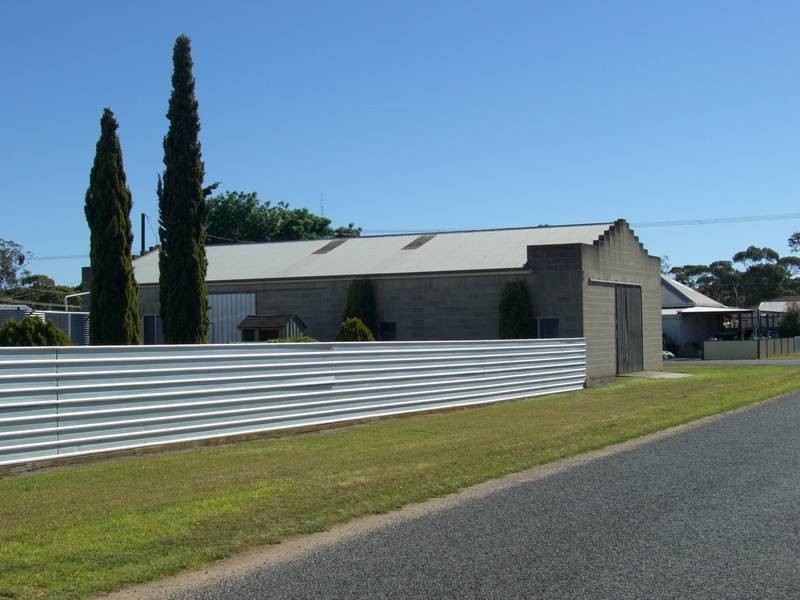 14 Railway Tce, Keith SA 5267