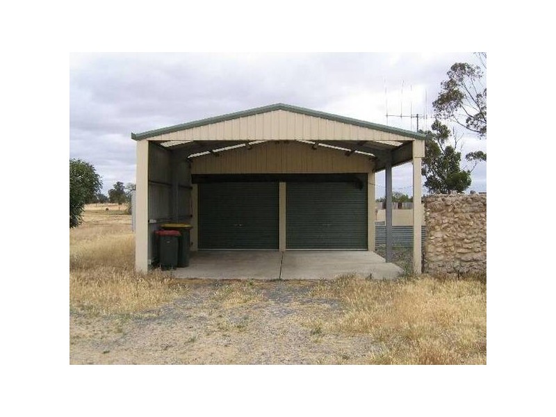 Railway Tce (North) and Arabi Road, Wolseley SA 5269