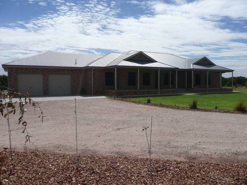 Farm 145 Centofanti Road, Yoogali NSW 2680