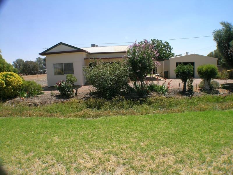 Farm 2408 Schwab Road, Yenda NSW 2681