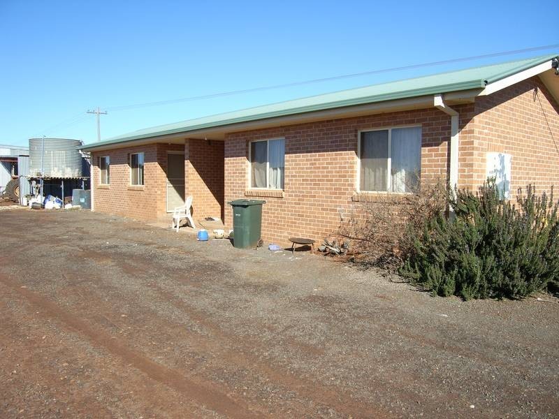 1863 McCarthy Road, Lake Wyangan NSW 2680