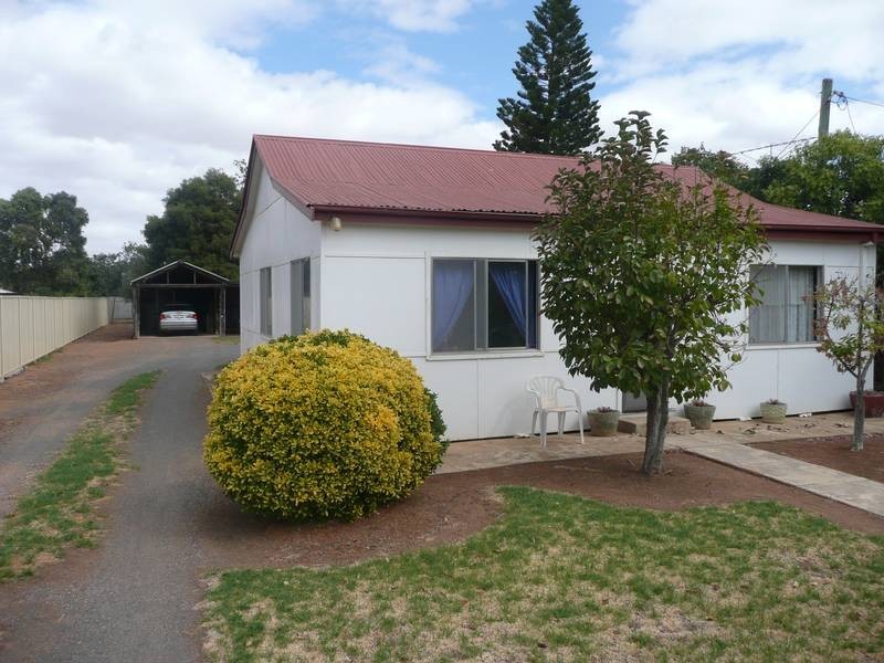 8 Hanwood Road, Hanwood NSW 2680