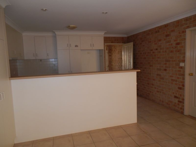3/13 Leaver Street, Yenda NSW 2681