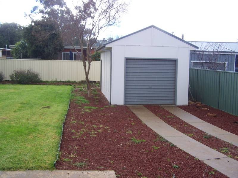 44 Probert Avenue, Griffith NSW 2680
