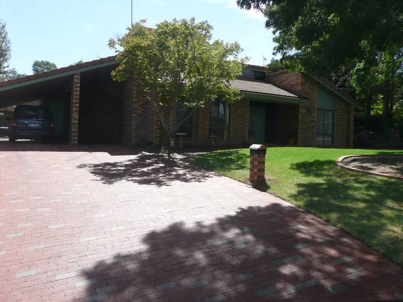 18 Graham Street, Griffith NSW 2680