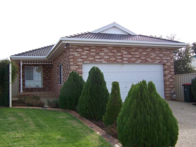 23b Powys Place, Griffith NSW 2680