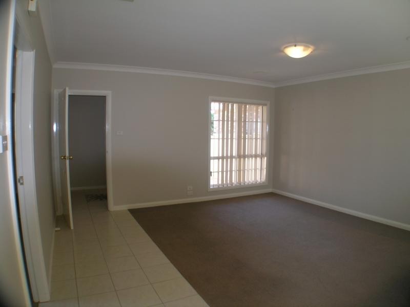 23b Powys Place, Griffith NSW 2680