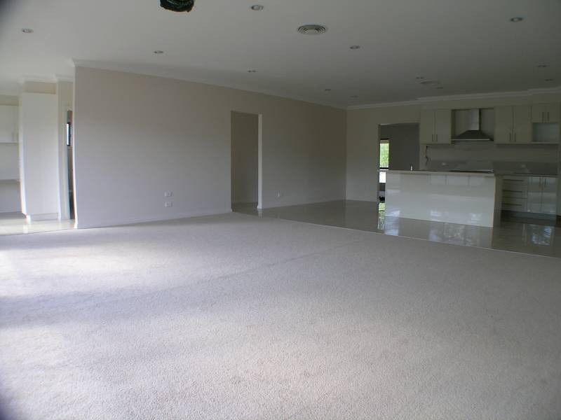 16 Young Street, Beelbangera NSW 2680