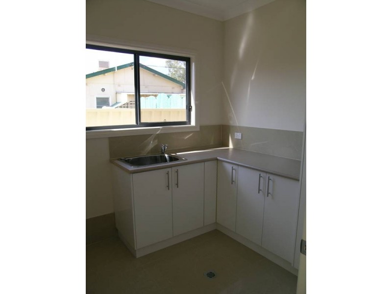 16 Young Street, Beelbangera NSW 2680