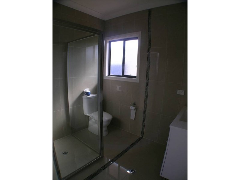 16 Young Street, Beelbangera NSW 2680