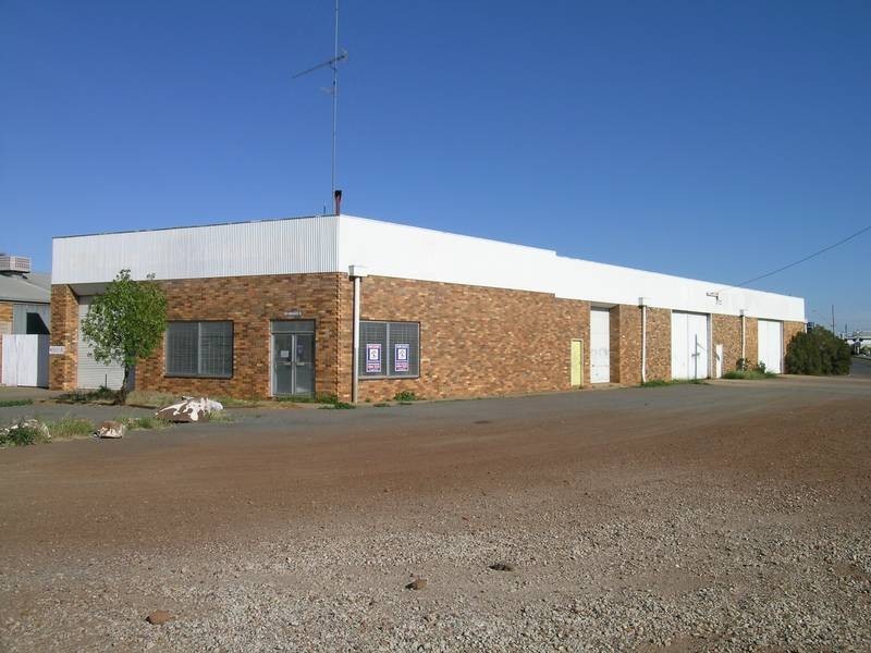 188 Wakaden Street, Griffith NSW 2680