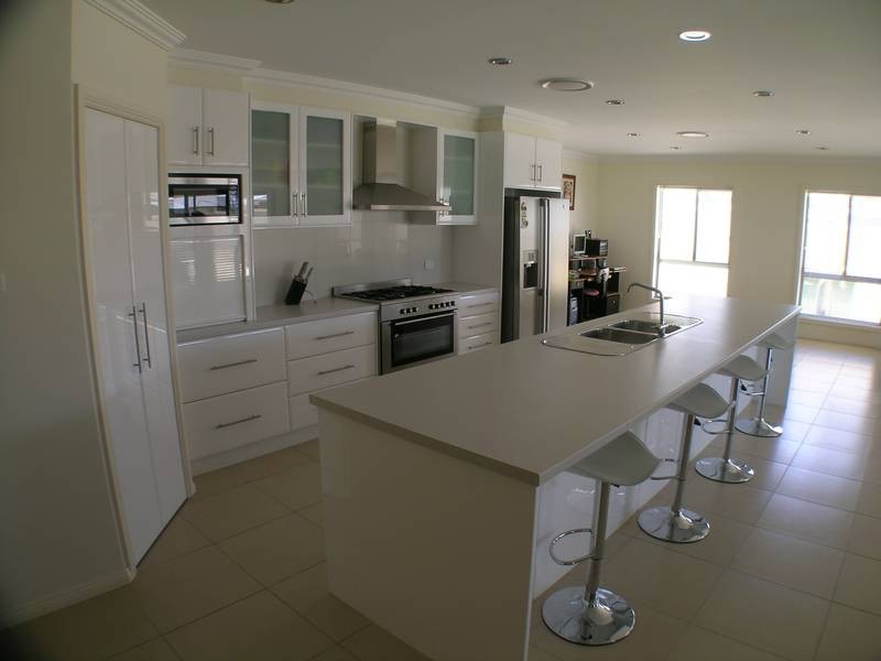 8 Gillmartin Drive, Griffith NSW 2680
