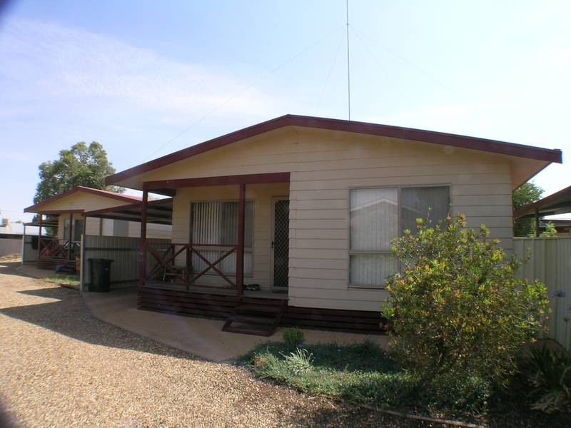 15 McGregor Street, Hillston NSW 2675