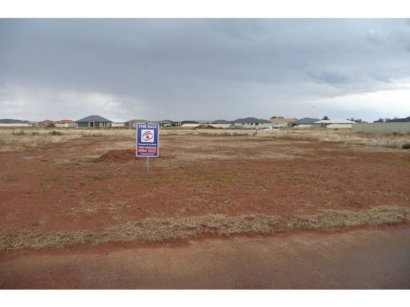 35 Calabria Road, Griffith NSW 2680